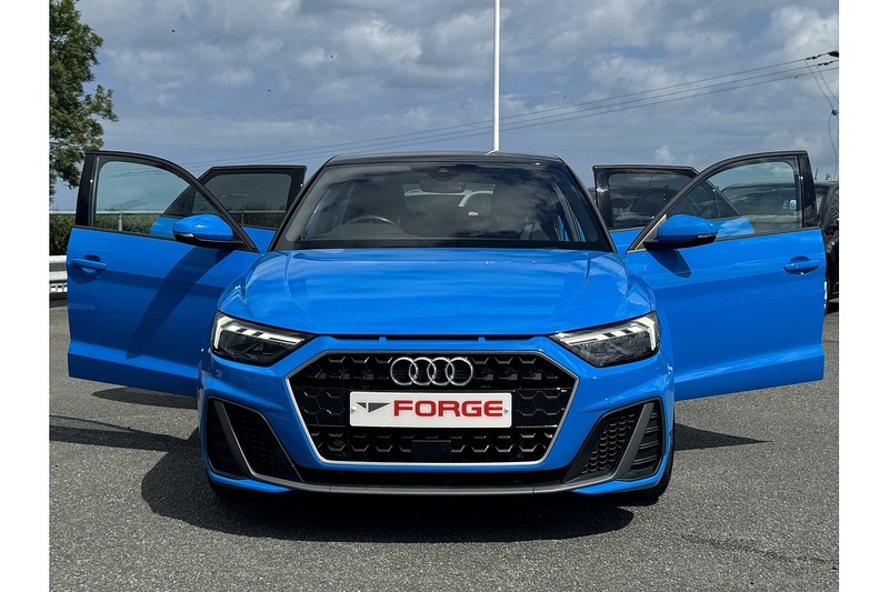 Audi TFSI S line Hatchback 1.5 Automatic Petrol