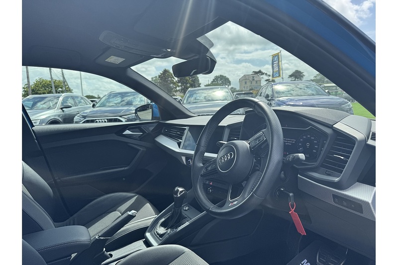 Audi TFSI S line Hatchback 1.5 Automatic Petrol