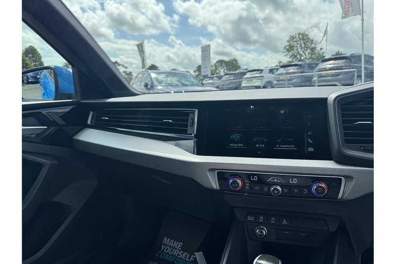 Audi TFSI S line Hatchback 1.5 Automatic Petrol