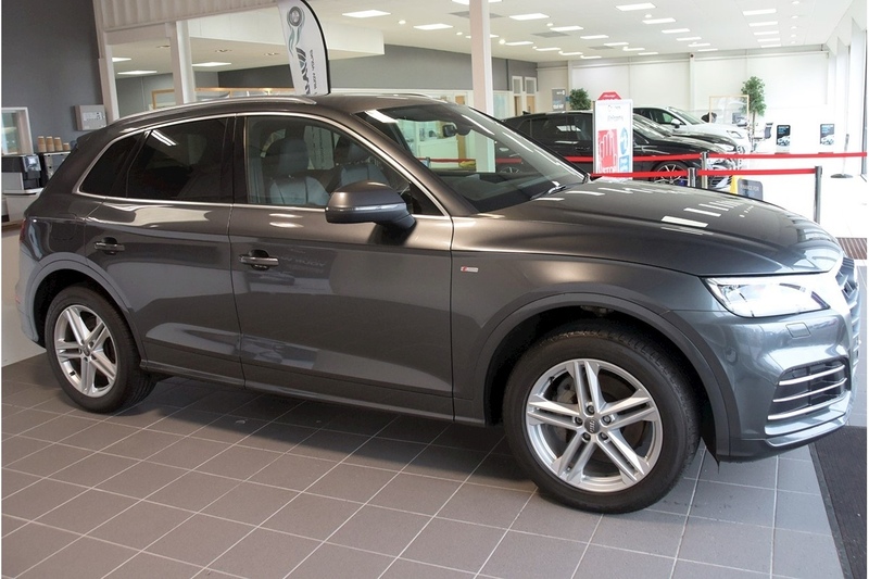 Audi 2.0 TDI 40 S line SUV 5dr Diesel S Tronic quattro Euro 6 (s/s) (190 ps)