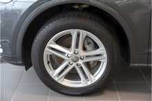 18/68 Audi Q5 TDI 40 S line Diesel S Tronic quattro 190 ps