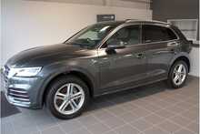18/68 Audi Q5 TDI 40 S line Diesel S Tronic quattro 190 ps