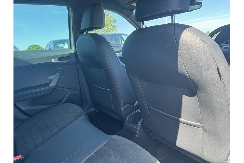 SEAT 1.0 TSI FR Sport SUV 5dr Petrol Manual Euro 6 (s/s) (110 ps)