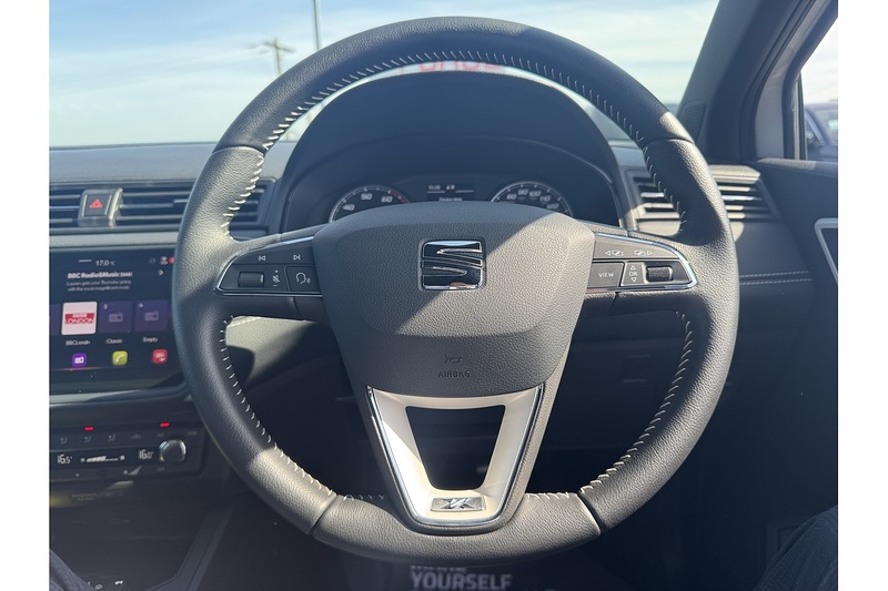 SEAT 1.0 TSI XCELLENCE Hatchback 5dr Petrol Manual Euro 6 (s/s) GPF (95 ps)