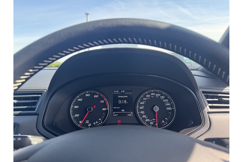 SEAT 1.0 TSI XCELLENCE Hatchback 5dr Petrol Manual Euro 6 (s/s) GPF (95 ps)