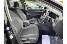 22/22 Volkswagen Golf 1.5 TSI Active 150 ps