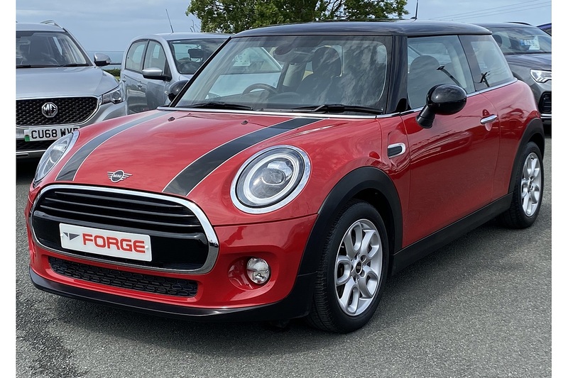MINI 1.5 Cooper Hatchback 3dr Petrol Steptronic Euro 6 (s/s) (136 ps)