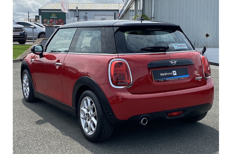 MINI 1.5 Cooper Hatchback 3dr Petrol Steptronic Euro 6 (s/s) (136 ps)