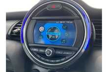 18/68 MINI Hatch Cooper 1.5 Steptronic 136 ps