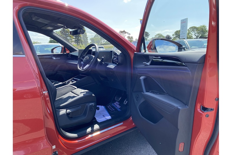 Volkswagen 1.5 TSI eHybrid 19.7kWh R-Line SUV 5dr Petrol Plug-in Hybrid DSG Euro 6 (s/s) (204 ps)