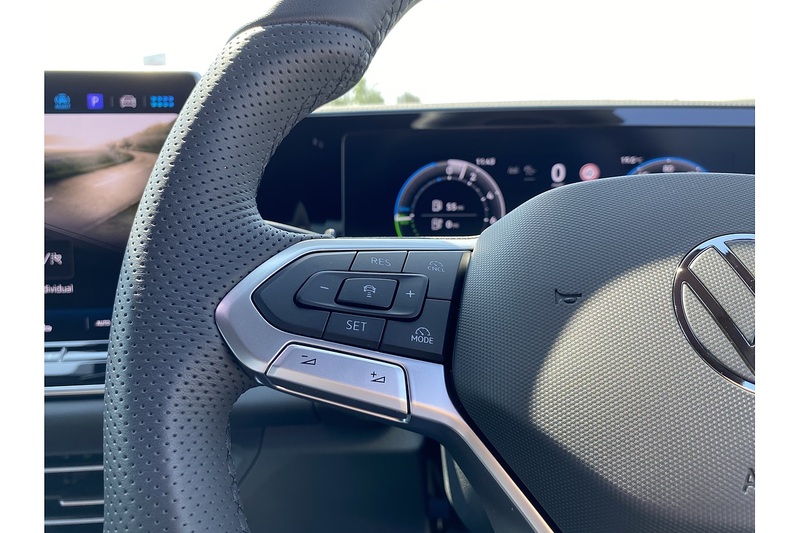 Volkswagen 1.5 TSI eHybrid 19.7kWh R-Line SUV 5dr Petrol Plug-in Hybrid DSG Euro 6 (s/s) (204 ps)