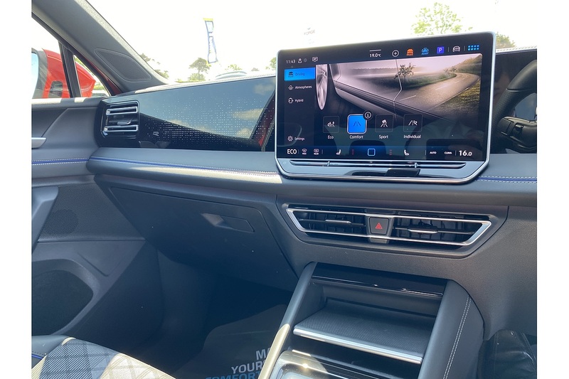 Volkswagen 1.5 TSI eHybrid 19.7kWh R-Line SUV 5dr Petrol Plug-in Hybrid DSG Euro 6 (s/s) (204 ps)