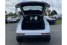 17/67 Audi Q3 2.0 TDI Black Edition S Tronic quattro 150 ps