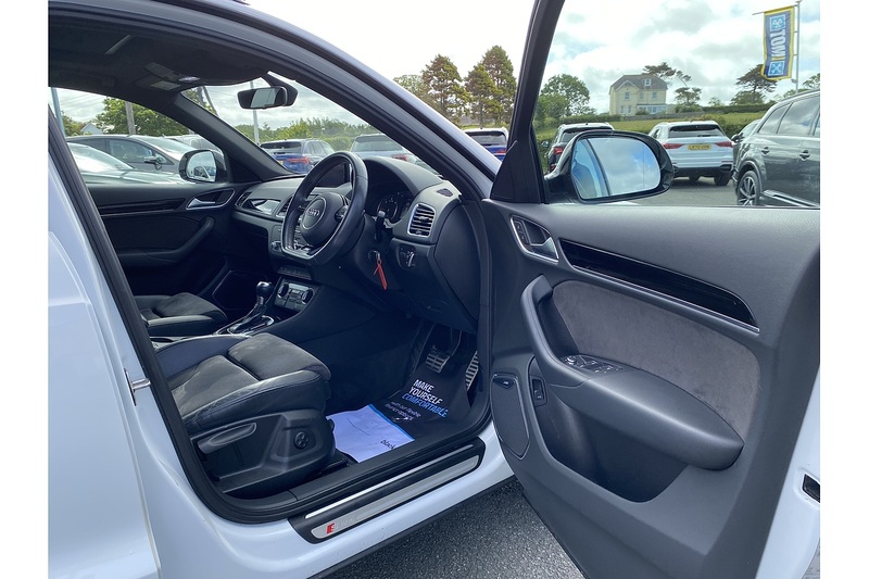 Audi 2.0 TDI Black Edition SUV 5dr Diesel S Tronic quattro Euro 6 (s/s) (150 ps)