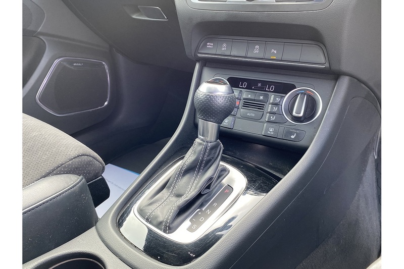 Audi 2.0 TDI Black Edition SUV 5dr Diesel S Tronic quattro Euro 6 (s/s) (150 ps)