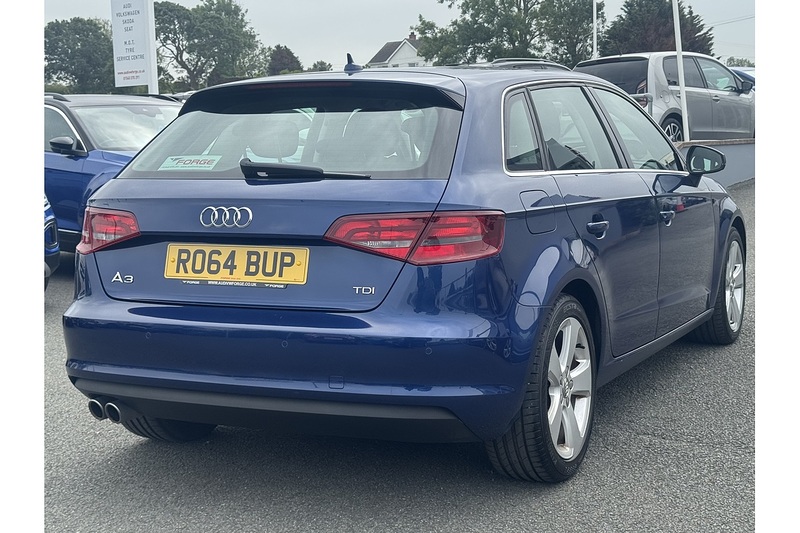 Audi 2.0 TDI Sport Sportback 5dr Diesel Manual Euro 5 (s/s) (150 ps)