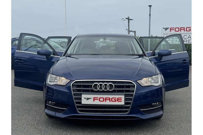 Audi 2.0 TDI Sport Sportback 5dr Diesel Manual Euro 5 (s/s) (150 ps)