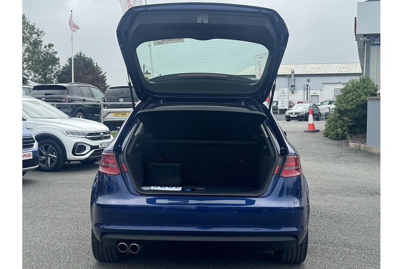 Audi 2.0 TDI Sport Sportback 5dr Diesel Manual Euro 5 (s/s) (150 ps)