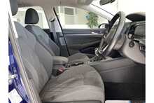 20/70 Volkswagen Golf 1.5 TSI Style Manual 150 ps