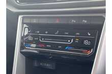 25/74 Volkswagen T-Roc 1.5 TSI Match Petrol DSG 150 ps
