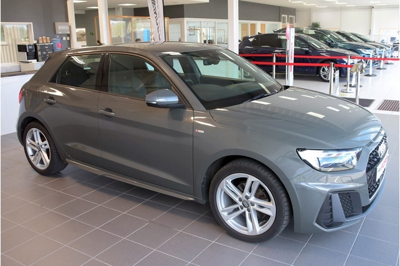 Audi 1.0 TFSI 30 S line Sportback 5dr Petrol S Tronic Euro 6 (s/s) (116 ps)