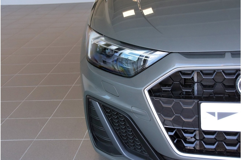 Audi 1.0 TFSI 30 S line Sportback 5dr Petrol S Tronic Euro 6 (s/s) (116 ps)