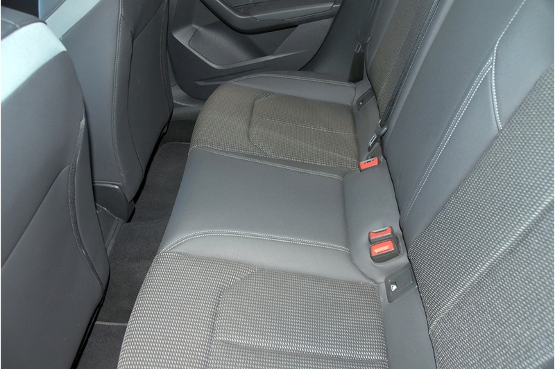 Audi 1.0 TFSI 30 S line Sportback 5dr Petrol S Tronic Euro 6 (s/s) (116 ps)