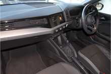 19/19 Audi A1 S line 1.0 TFSI Sportback S Tronic 7 speed 116 ps 5dr