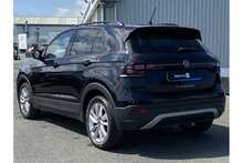 21/21 Volkswagen T-Cross TSI Active