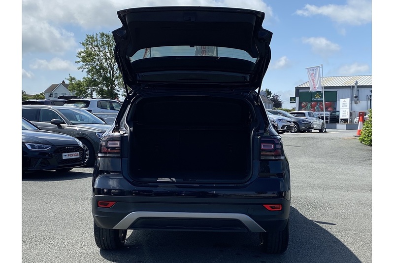 Volkswagen 1.0 TSI Active SUV 5dr Petrol DSG Euro 6 (s/s) (110 ps)