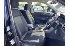 21/21 Volkswagen T-Cross TSI Active