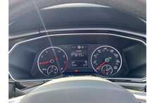 21/21 Volkswagen T-Cross TSI Active