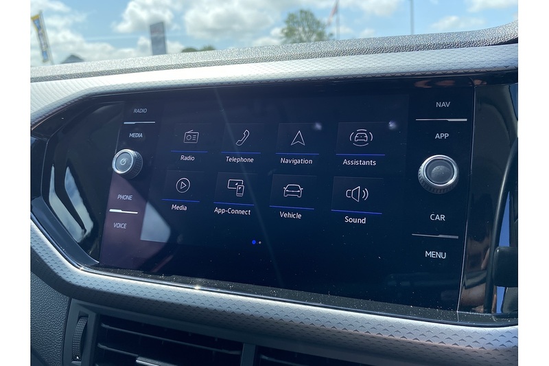 Volkswagen 1.0 TSI Active SUV 5dr Petrol DSG Euro 6 (s/s) (110 ps)