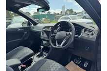 23/73 Volkswagen Tiguan 2.0 TDI R-Line Edition DSG 150 ps