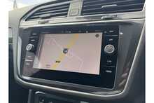 23/73 Volkswagen Tiguan 2.0 TDI R-Line Edition DSG 150 ps