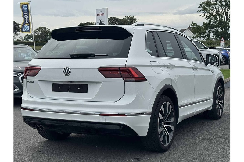 Volkswagen 2.0 TDI R-Line Tech SUV 5dr Diesel DSG Euro 6 (s/s) (150 ps)