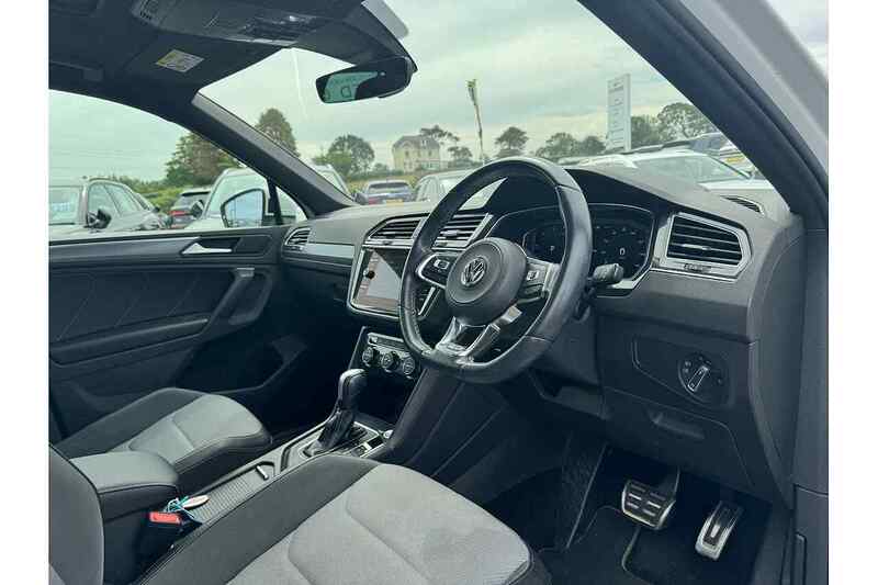 Volkswagen 2.0 TDI R-Line Tech SUV 5dr Diesel DSG Euro 6 (s/s) (150 ps)