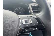 19/68 Volkswagen T-Roc 1.5 TSI GPF EVO Design Manual 150 ps