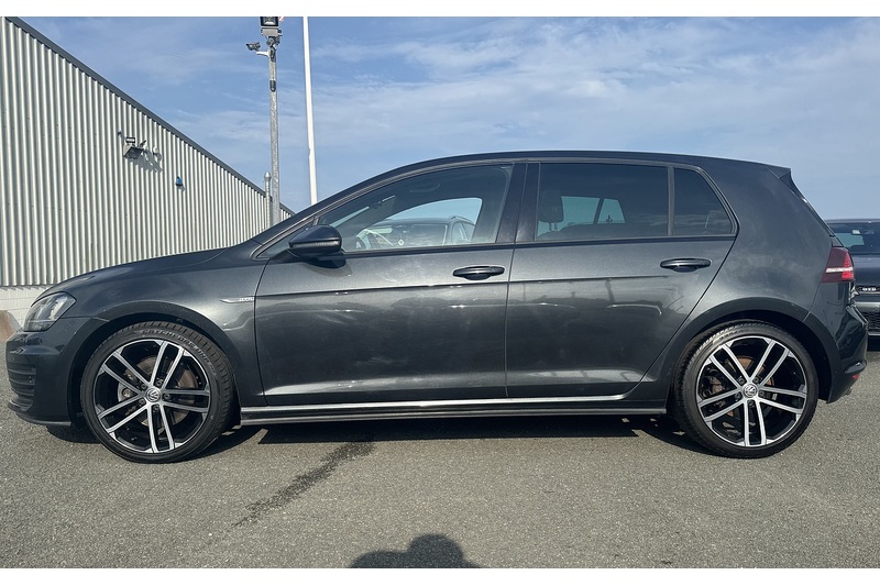 Volkswagen 2.0 TDI BlueMotion Tech GTD Hatchback 5dr Diesel Manual Euro 6 (s/s) (184 ps)