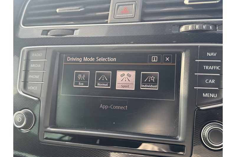 Volkswagen 2.0 TDI BlueMotion Tech GTD Hatchback 5dr Diesel Manual Euro 6 (s/s) (184 ps)