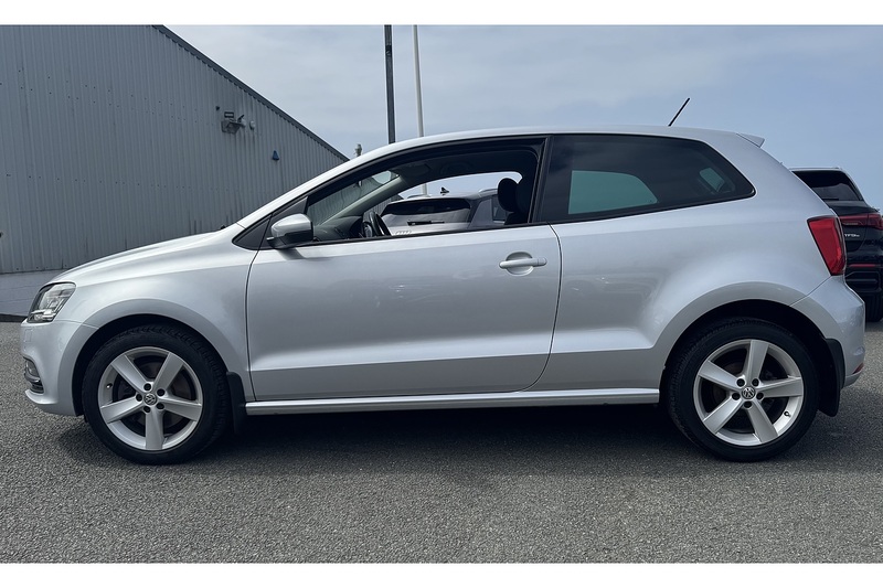 Volkswagen TSI BlueMotion Tech SEL Hatchback 1.2 Manual Petrol