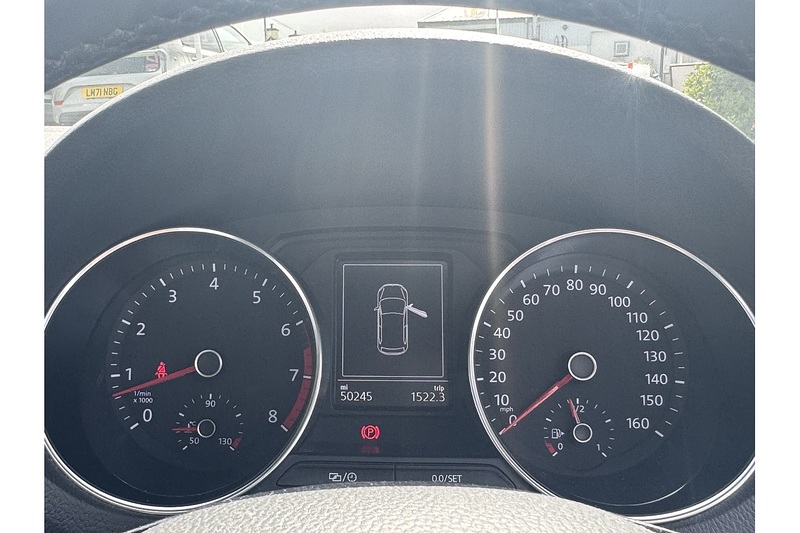 Volkswagen TSI BlueMotion Tech SEL Hatchback 1.2 Manual Petrol