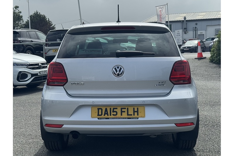 Volkswagen TSI BlueMotion Tech SEL Hatchback 1.2 Manual Petrol