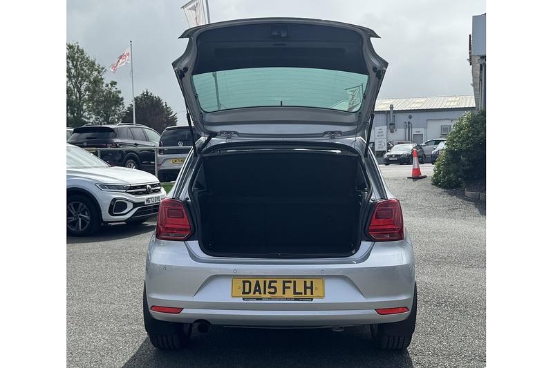 Volkswagen TSI BlueMotion Tech SEL Hatchback 1.2 Manual Petrol