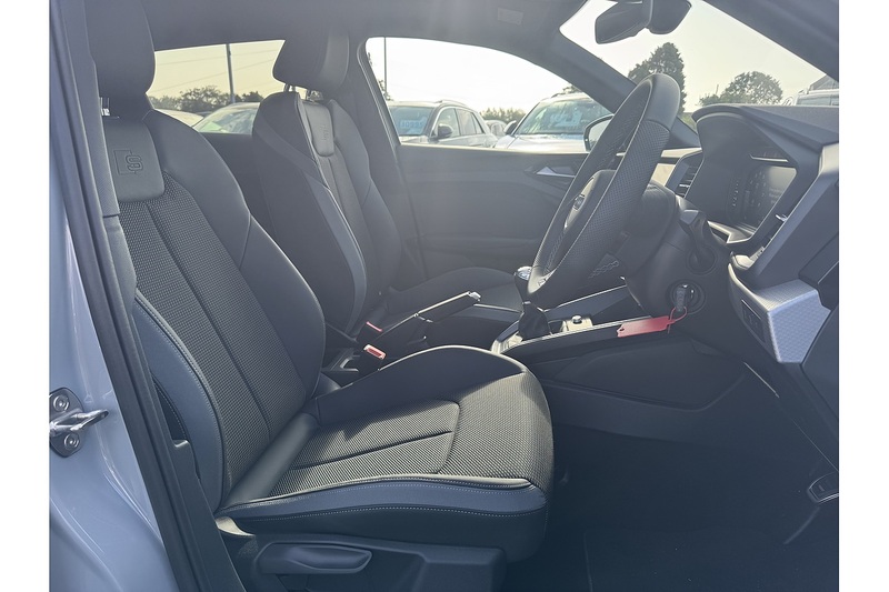 Audi Sportback Tfsi S Line 30 116 PS 6 Speed