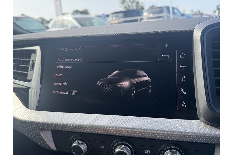 Audi Sportback Tfsi S Line 30 116 PS 6 Speed