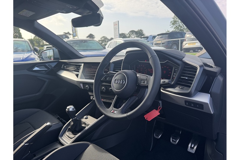 Audi Sportback Tfsi S Line 30 116 PS 6 Speed