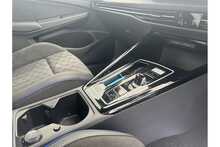 24/74 Volkswagen Golf TDI R-Line DSG (150 ps)