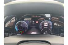 24/74 Volkswagen Golf TDI R-Line DSG (150 ps)
