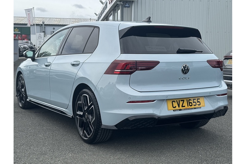 Volkswagen 2.0 TDI R-Line Hatchback 5dr Diesel DSG Euro 6 (s/s) (150 ps)